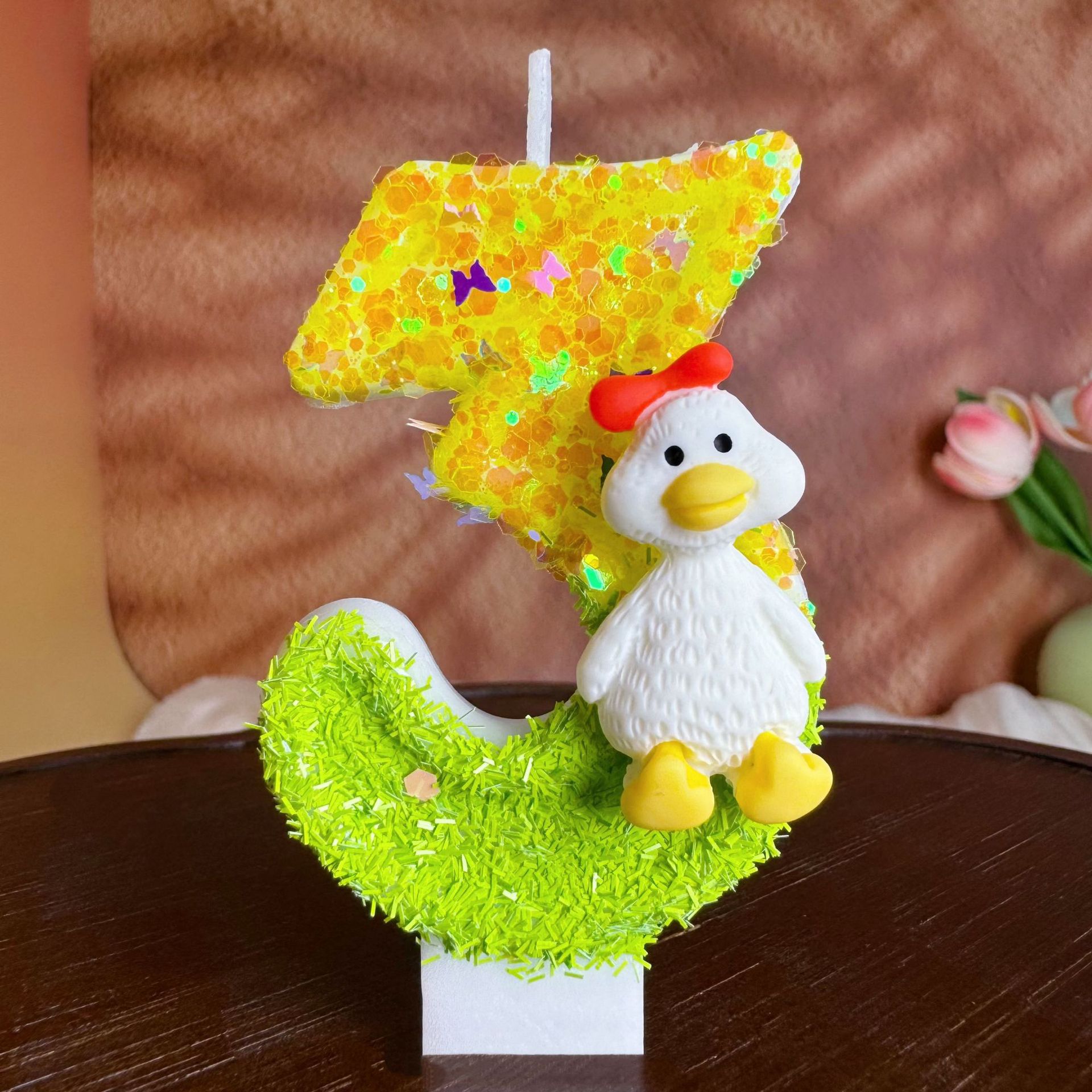노란색과 초록색이 섞인 리본 모양의 작은 흰색 오리 모 - Home Decor Yellow 리뷰 및 가격